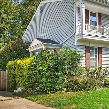 Burke Family Home With Deck And Easy City Access!